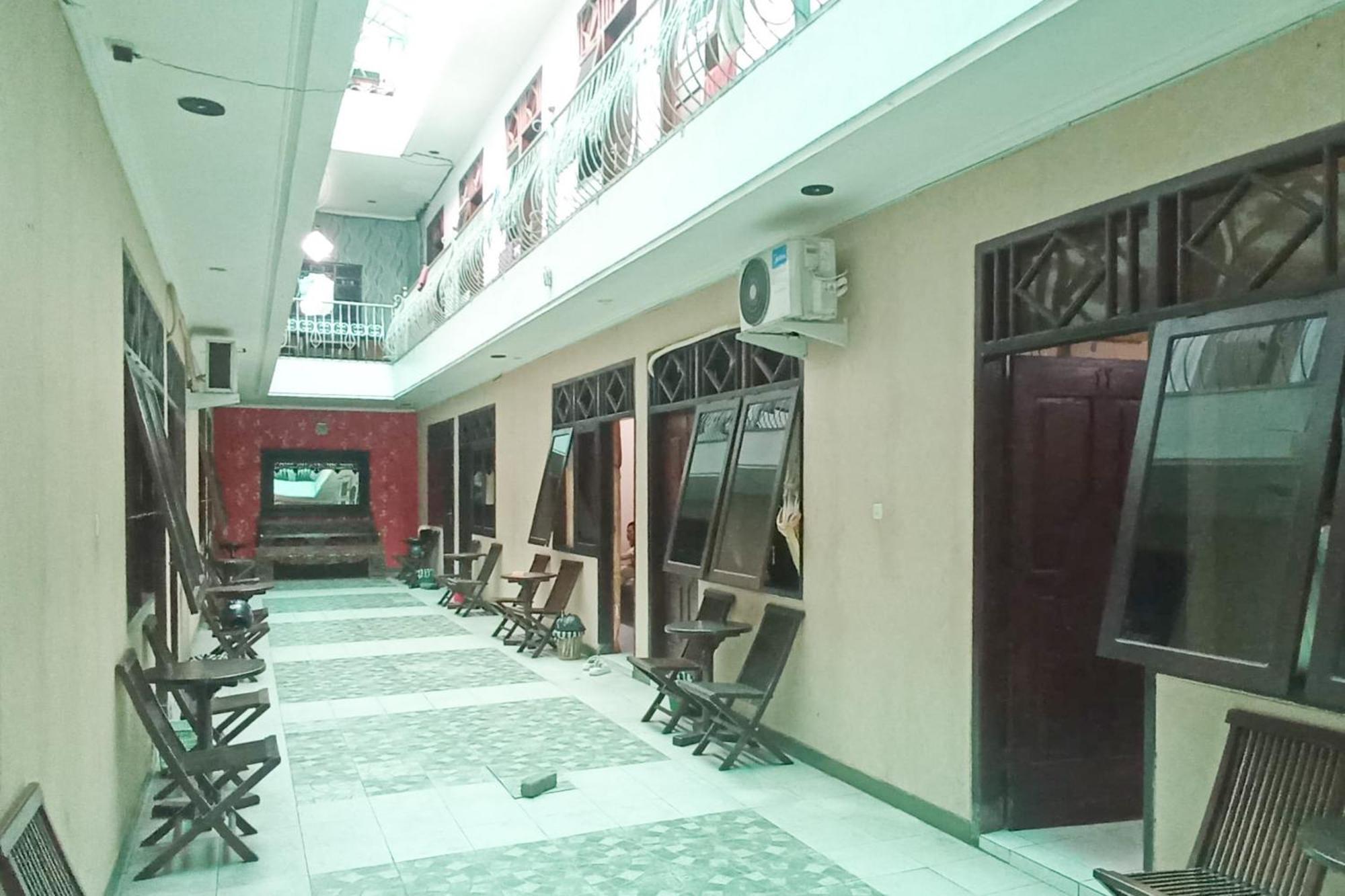 Trihakso Guest House Near Kaliurang Redpartner Sleman  Dış mekan fotoğraf