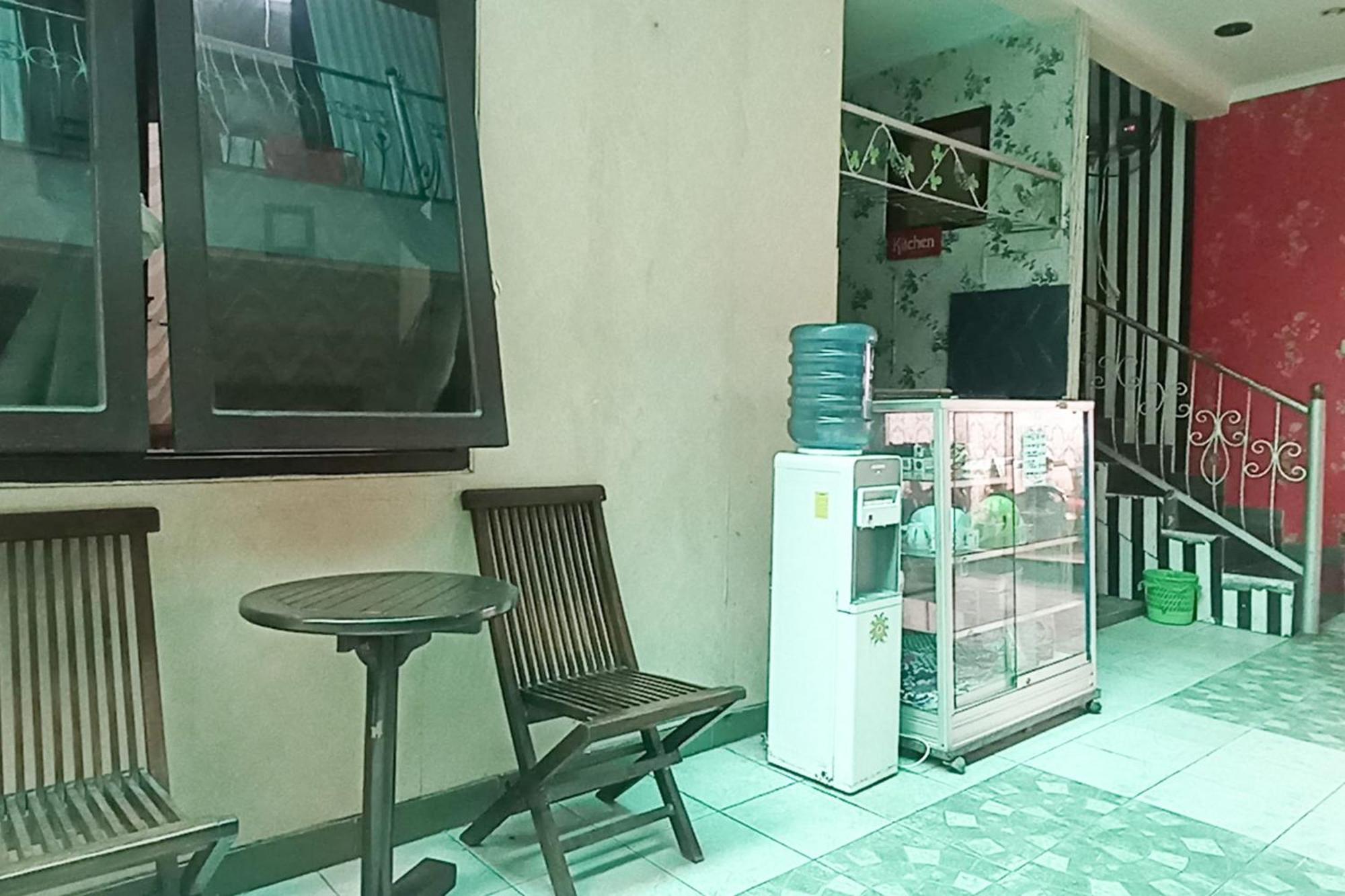 Trihakso Guest House Near Kaliurang Redpartner Sleman  Dış mekan fotoğraf