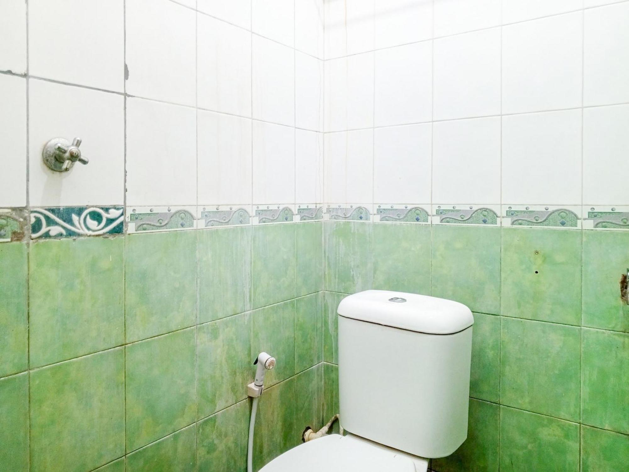 Trihakso Guest House Near Kaliurang Redpartner Sleman  Dış mekan fotoğraf